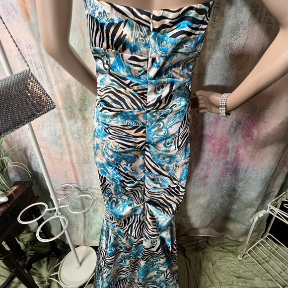 ๐Eye-catching Strapless Figure-Hugging Trumpet Prom - Formal - Evening Gown - Picture 7 of 16